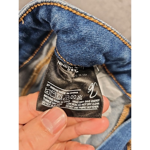 Nineth Closet Jeans Flared Raw Hem Blue Tall Mid Rise Womens 10/12 (27x37) - Picture 3 of 12